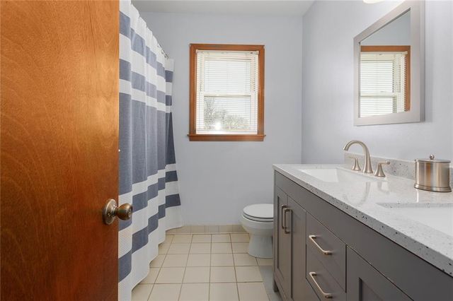 3405 NE 67Th Terrace, Gladstone, MO 64119