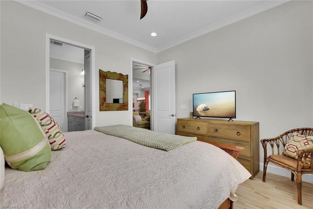 7110 Cayo Coco LN, Naples, FL 34113