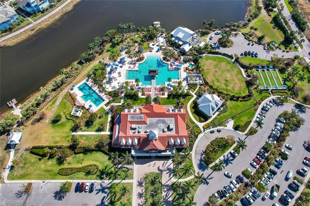 7110 Cayo Coco LN, Naples, FL 34113