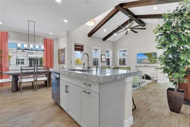 7110 Cayo Coco LN, Naples, FL 34113
