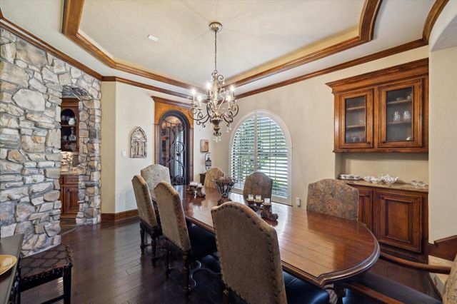 53 New Oak Trail, Humble, TX 77346