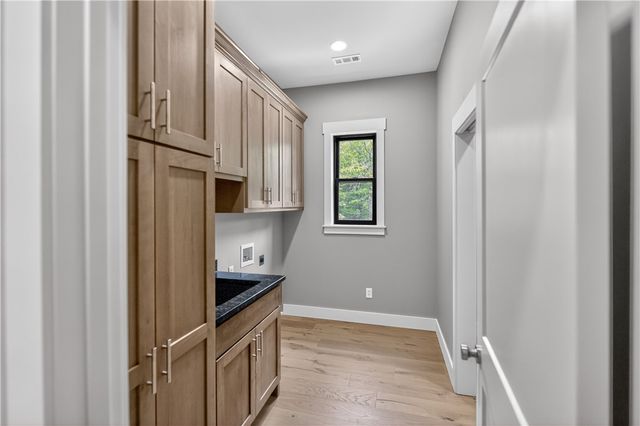12673 Lodge Drive, Garfield, AR 72732