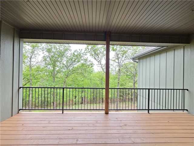 12673 Lodge Drive, Garfield, AR 72732
