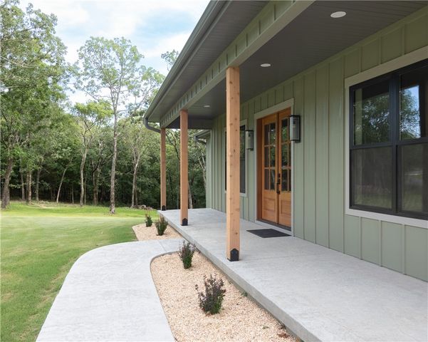 12673 Lodge Drive, Garfield, AR 72732