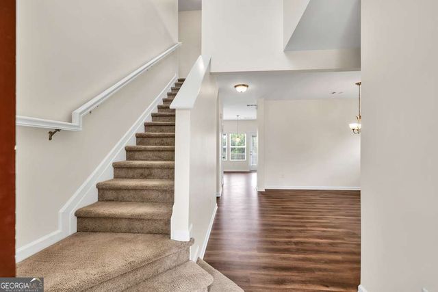 1530 Avalon Creek Road, Sugar Hill, GA 30518