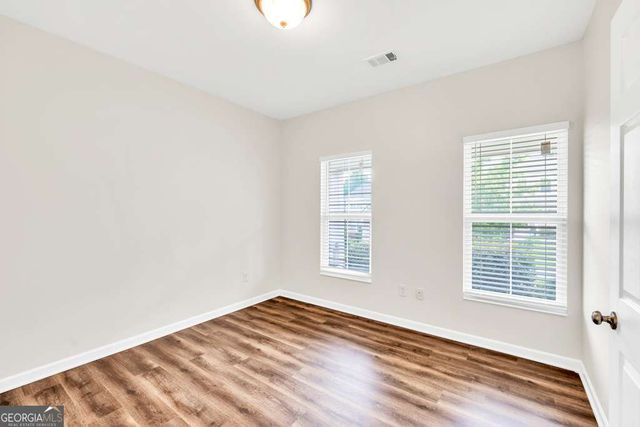 1530 Avalon Creek Road, Sugar Hill, GA 30518