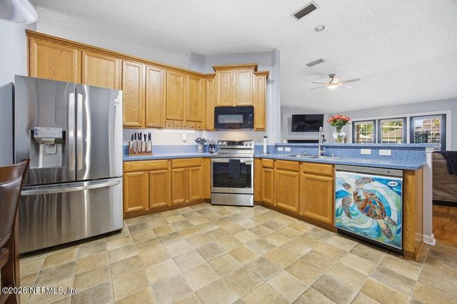 4153 WEATHERED PINE Court, Middleburg, FL 32068