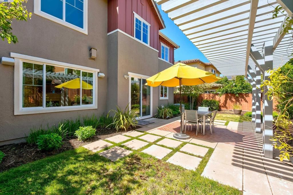 Image 60 of property listing at 3956 JORDAN RANCH DR, Dublin, CA 94568