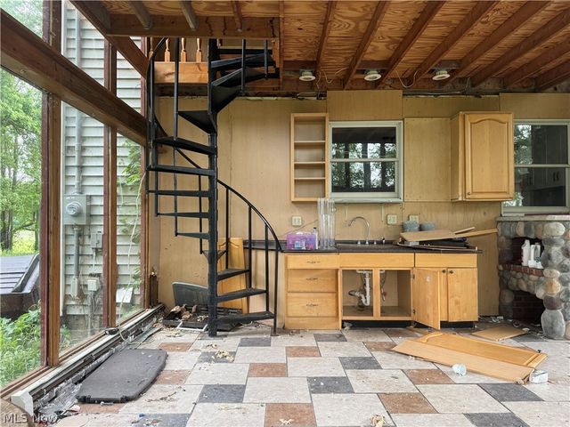 2320 Leetonia Road, Leetonia, OH 44431