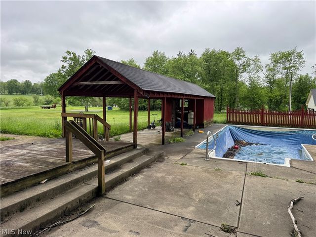 2320 Leetonia Road, Leetonia, OH 44431