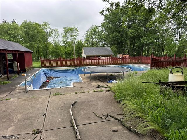 2320 Leetonia Road, Leetonia, OH 44431