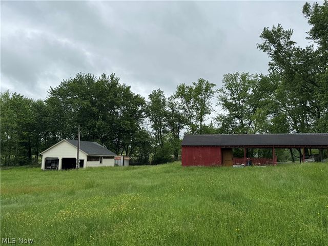 2320 Leetonia Road, Leetonia, OH 44431