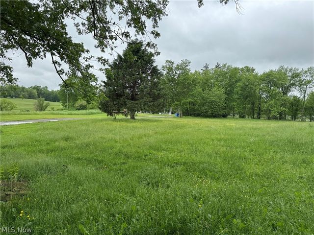 2320 Leetonia Road, Leetonia, OH 44431