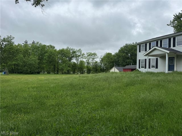 2320 Leetonia Road, Leetonia, OH 44431