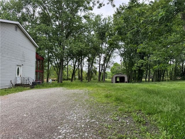 2320 Leetonia Road, Leetonia, OH 44431