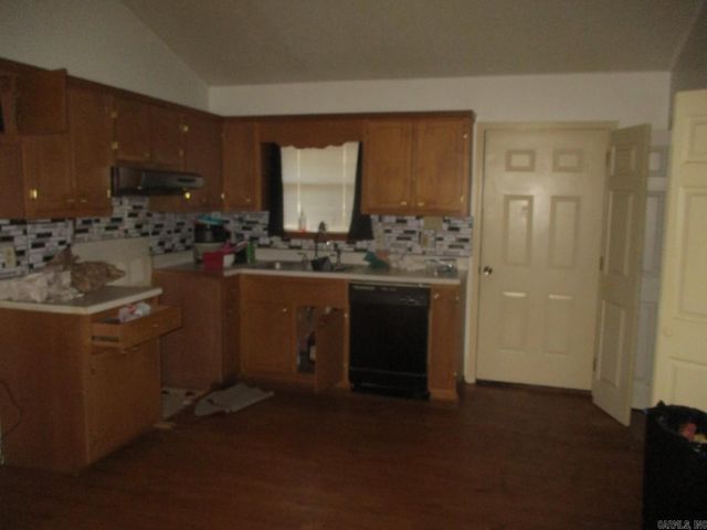 6 Holly Street, Fordyce, AR 71742