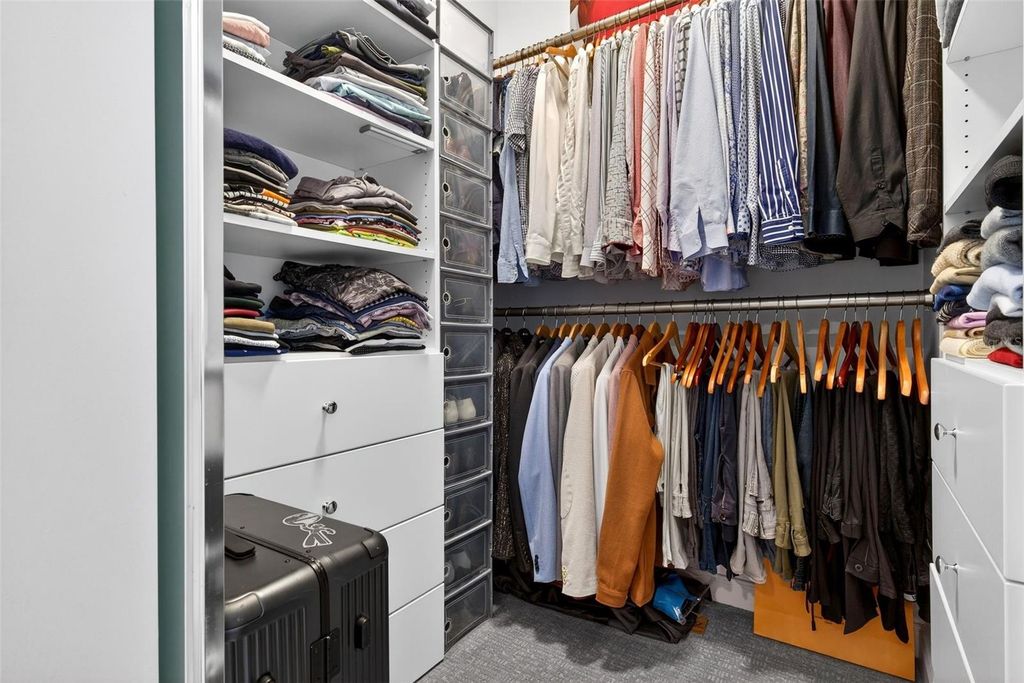 Image 46 of property listing at 11963 JAMES BAY DRIVE, Orlando, FL 32827