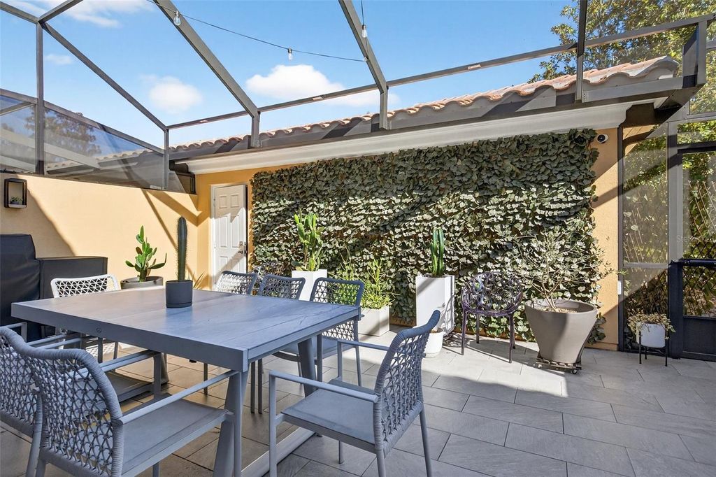 Image 64 of property listing at 11963 JAMES BAY DRIVE, Orlando, FL 32827