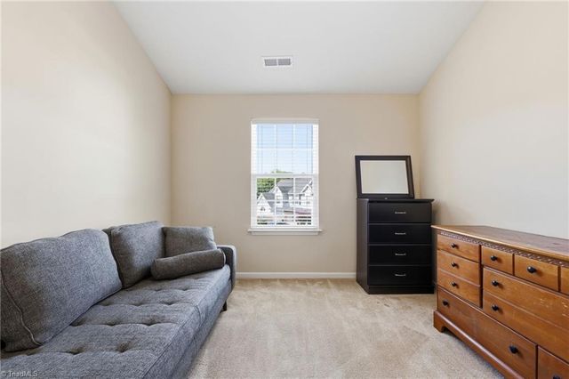 538 Song Sparrow Lane, Greensboro, NC 27409
