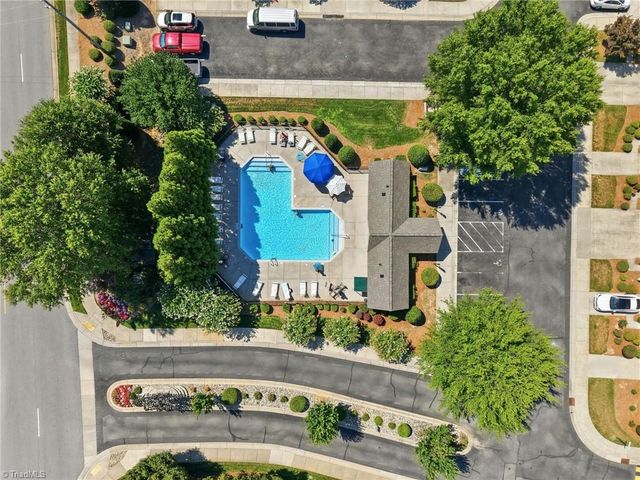 538 Song Sparrow Lane, Greensboro, NC 27409