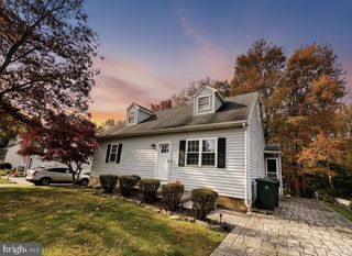 36 JULIE LN, Newark, DE 19711