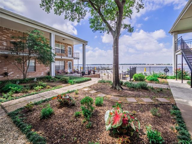 3535 Nasa Parkway 39, Seabrook, TX 77586