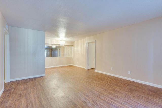 3535 Nasa Parkway 39, Seabrook, TX 77586