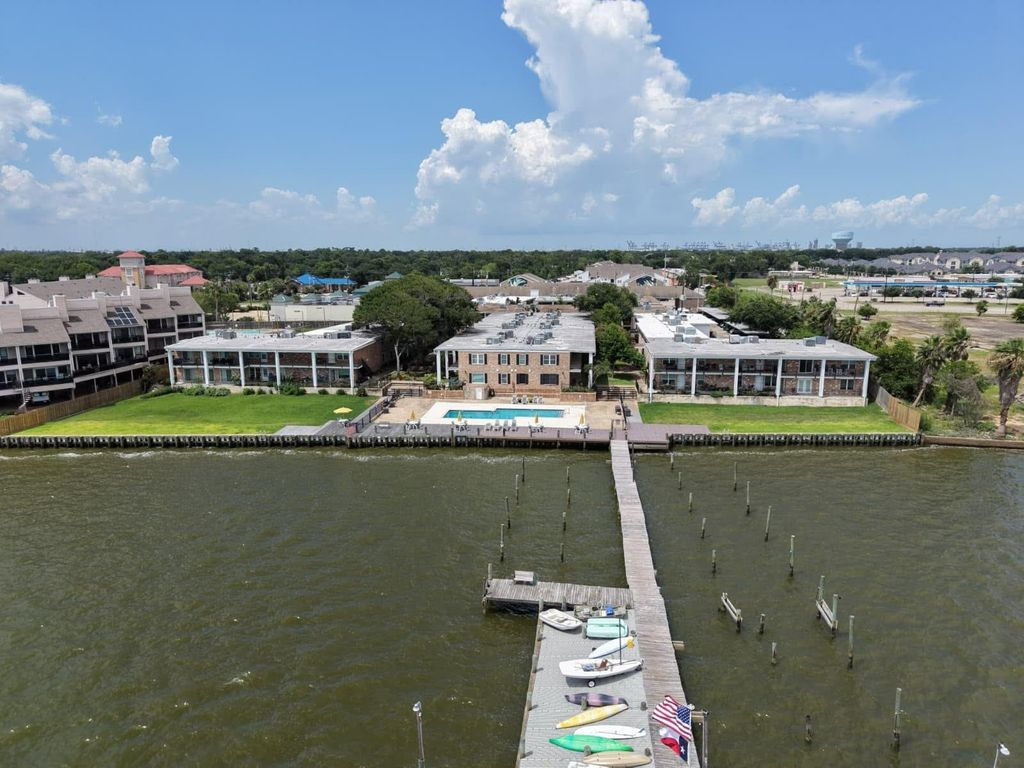3535 Nasa Parkway 39, Seabrook, TX 77586