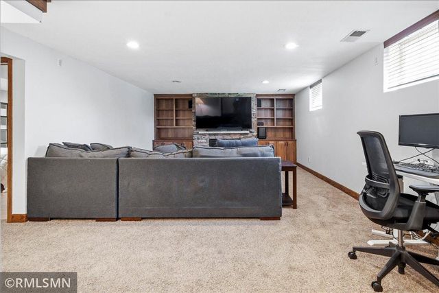 16982 Weaver Lake Drive, Maple Grove, MN 55311
