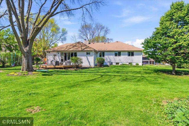 16982 Weaver Lake Drive, Maple Grove, MN 55311