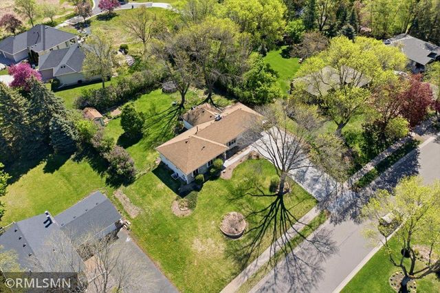16982 Weaver Lake Drive, Maple Grove, MN 55311