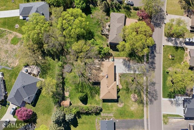 16982 Weaver Lake Drive, Maple Grove, MN 55311