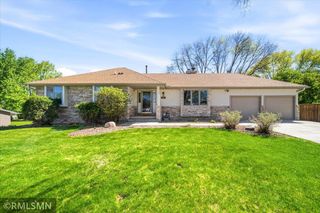 16982 Weaver Lake Drive, Maple Grove, MN 55311