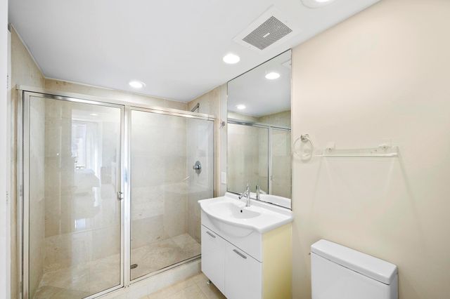 495 Brickell Avenue 911, Miami, FL 33131