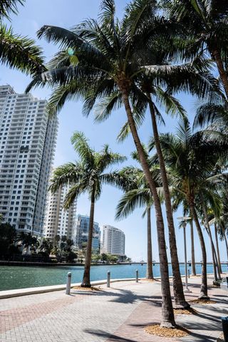 495 Brickell Avenue 911, Miami, FL 33131