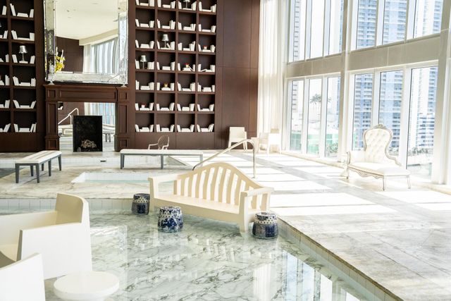 495 Brickell Avenue 911, Miami, FL 33131