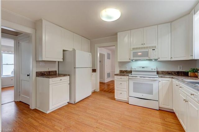 122 Northridge Street, Greensboro, NC 27403