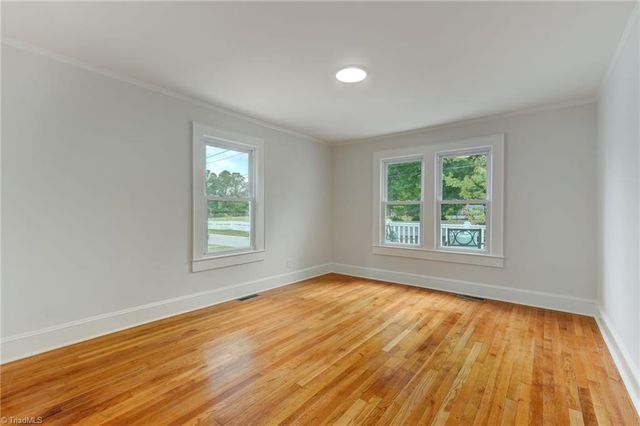 122 Northridge Street, Greensboro, NC 27403