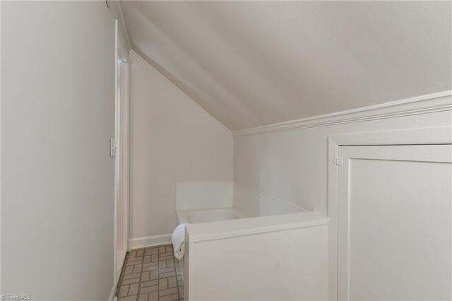 122 Northridge Street, Greensboro, NC 27403