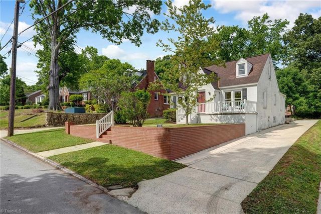 122 Northridge Street, Greensboro, NC 27403