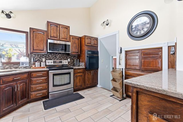 115 Madison Street, Sayreville, NJ 08879