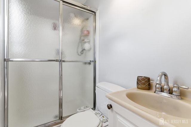 115 Madison Street, Sayreville, NJ 08879