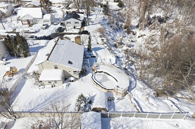 115 Madison Street, Sayreville, NJ 08879