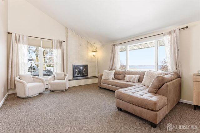 115 Madison Street, Sayreville, NJ 08879