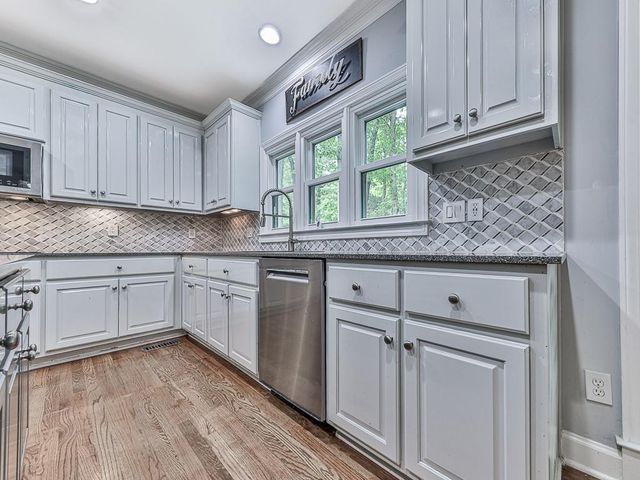 614 Owl Creek Drive, Powder Springs, GA 30127
