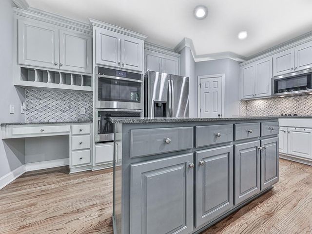 614 Owl Creek Drive, Powder Springs, GA 30127