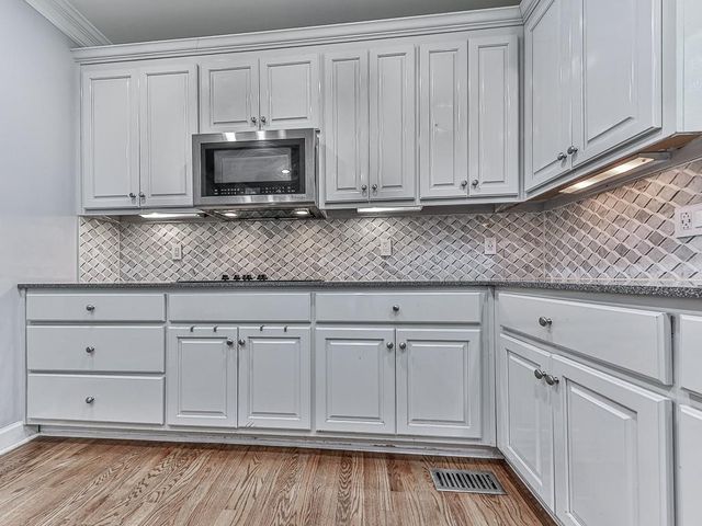 614 Owl Creek Drive, Powder Springs, GA 30127