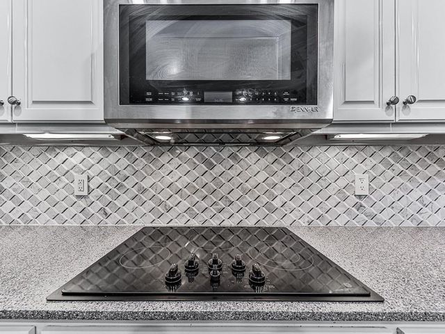 614 Owl Creek Drive, Powder Springs, GA 30127