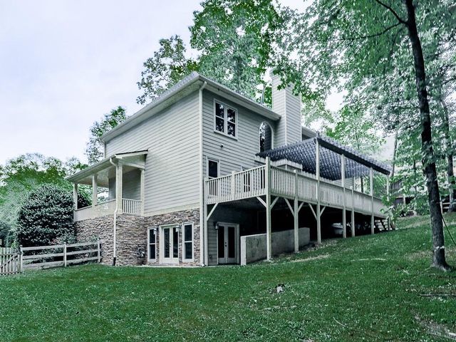614 Owl Creek Drive, Powder Springs, GA 30127
