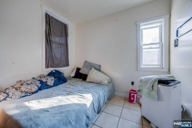 92 Bloomfield Avenue, Paterson, NJ 07503